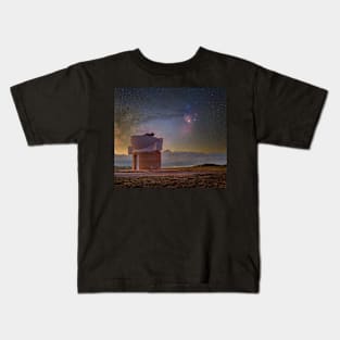 The rise of Scorpio constellation and Milky Way above observatory in Switzerland Kids T-Shirt